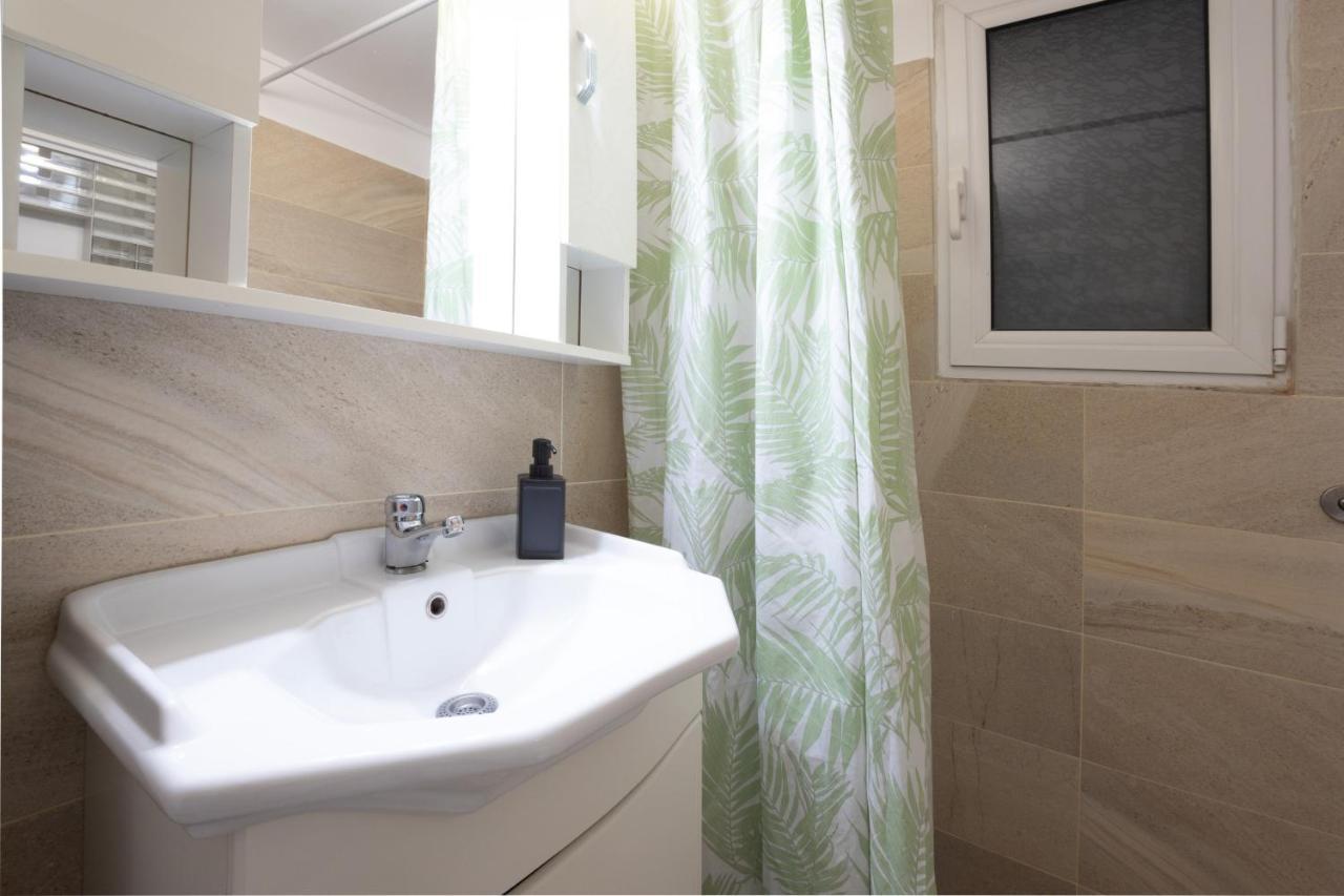 Spacious High-Ceiling 2-Bedroom By Acropolis Museum Athens Ngoại thất bức ảnh